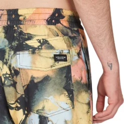 Volcom Chlorine Killer Stoney Trunk 17´´ Swimming Shorts -FlexWardrobe Sales Shop volcom chlorine killer stoney trunk 17 swimming shorts 5
